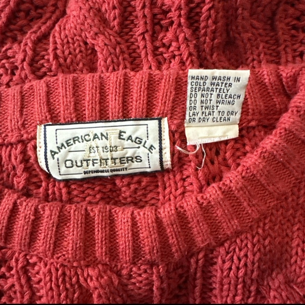 American Eagle Outfitters Vintage rare Sweater Red Cable Knit Pullover - Picture 7 of 8